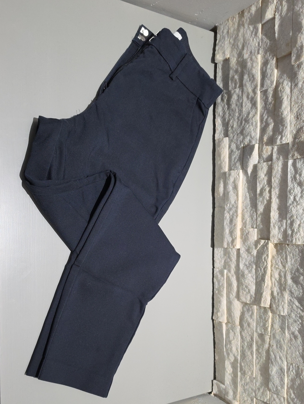 H&M Dark Navy Cropped Ankle Pants